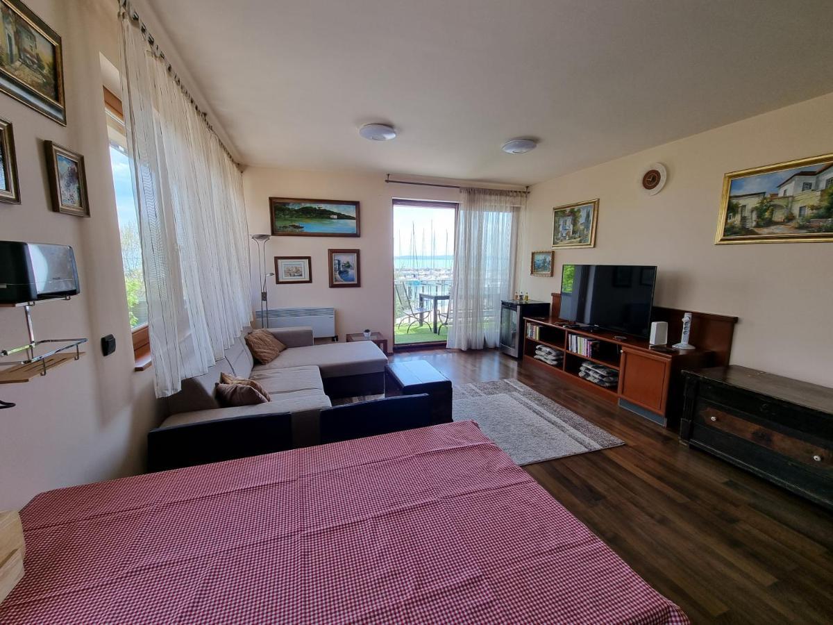 Апарт отель Bilberry Apartman Балатонфюред Экстерьер фото